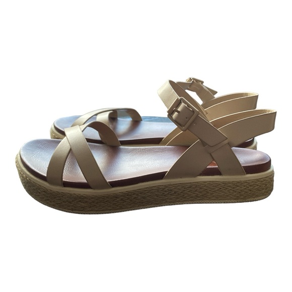 MIA Women Sandals - Picture 9 of 10